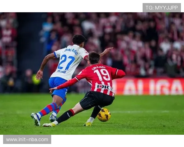 巴萨三连胜后状态回升全面复苏接近最佳竞技水平逐渐找回冠军竞争力